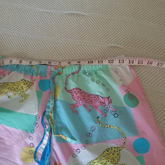 The Cat's Pajamas Size Medium Pastel Pink Blue Yellow Cat Jaguar Leopard Shorts - Picture 5 of 10